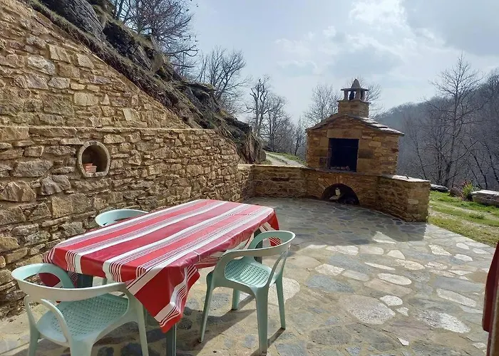 Petite Bergerie En Pierres Confort Salles-Curan