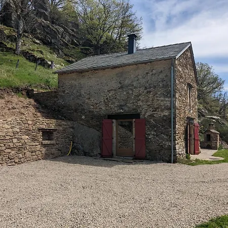 Petite Bergerie En Pierres Confort Salles-Curan